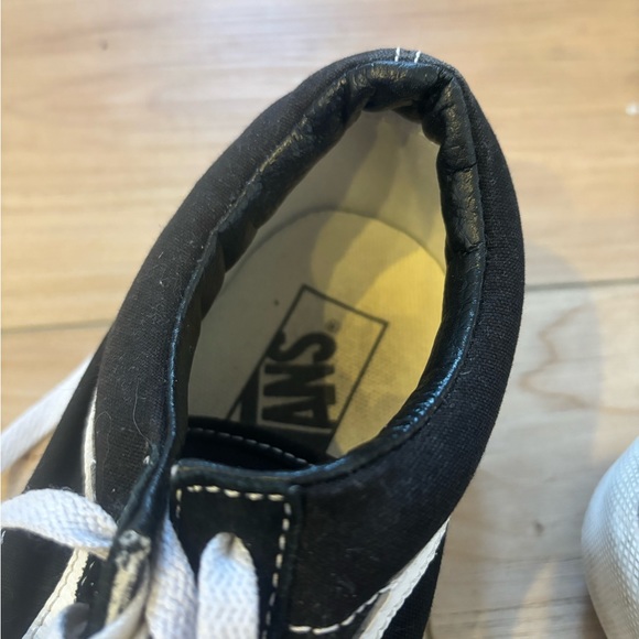 Platform Vans Sneakers - Picture 4 of 5